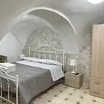 Niko House Неаполь