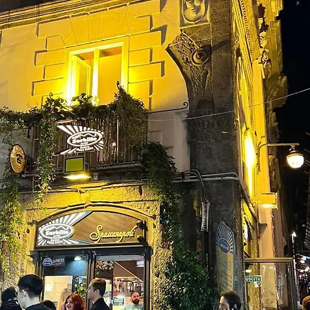 Niko House *