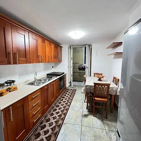 Niko House